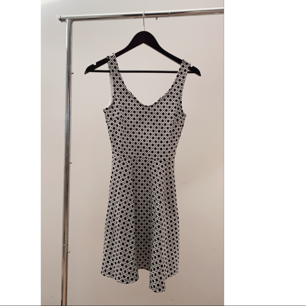 DIVIDED Skater Dress